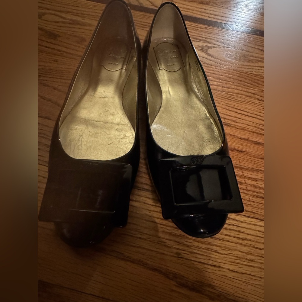 Roger Vivier Shiny Black Patent Leather Shoes